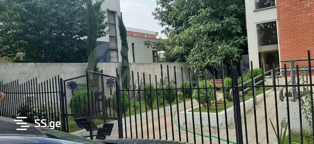 Apartments For Sale three-room 68м² 1/3 floor Tbilisi - photo 1