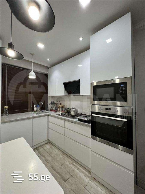 Apartments For Sale three-room 90м² 8/9 floor Tbilisi - photo 1
