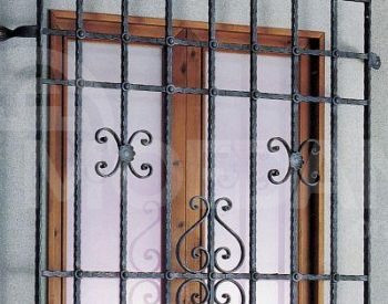 რკინის კიბეები, ღობეები, ჟალუზები, ხიდები, ფერმები, ავეჯი თბილისი - photo 5