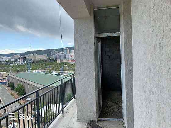 Продам 4-комн. квартиру 102м² 11/14 эт. Тбилиси