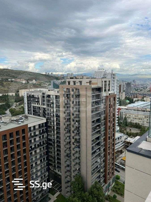 იყიდება 3 ოთახიანი ბინას 94.3მ² 18/18 სართ თბილისი - photo 1