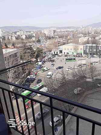 ქირავდება 2 ოთახიანი ბინა 50მ² 10/13 სართ თბილისი