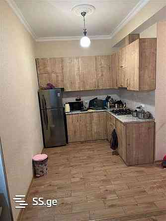 ქირავდება 2 ოთახიანი ბინა 50მ² 10/13 სართ თბილისი