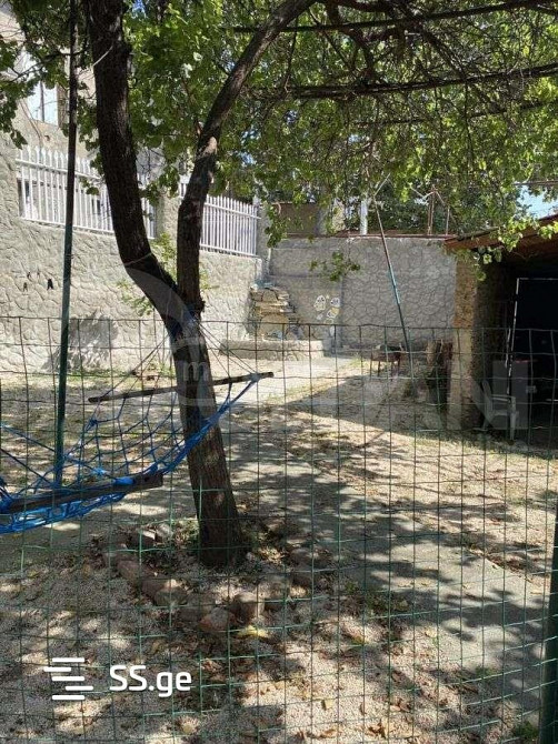 Сдам 2-комн. квартиру 70м² 3/3 эт. Тбилиси - изображение 4