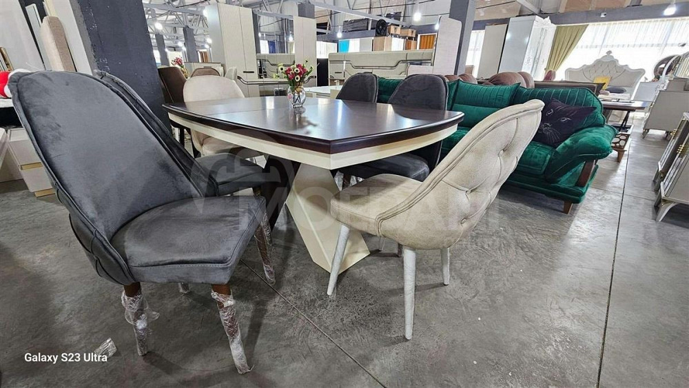 იყიდება მაგიდა სკამებით. თბილისი - photo 1