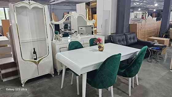 მაგიდა სკამებით თბილისი