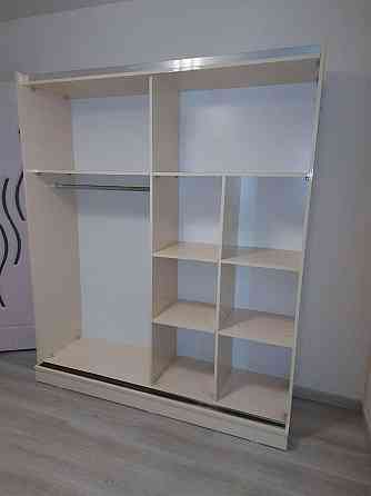 კარადა თბილისი