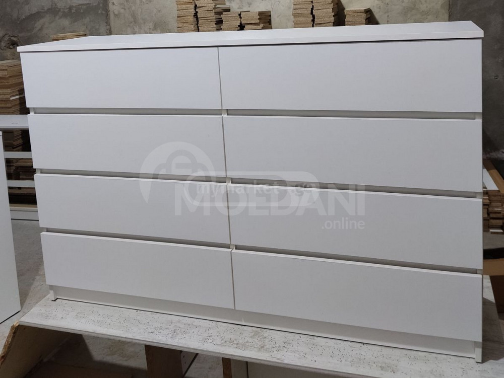 Гигантские комоды, комодеби Тбилиси - изображение 1