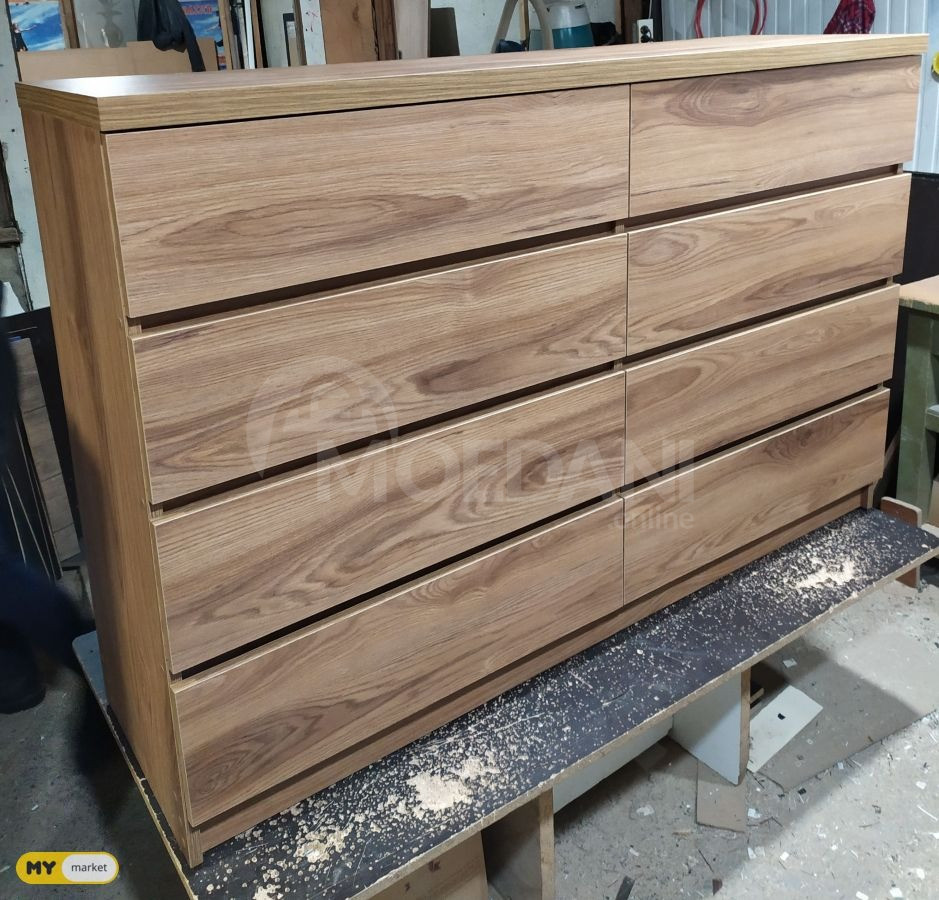 Гигантские комоды, комодеби Тбилиси - изображение 1