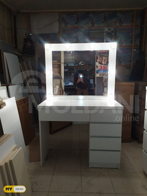 Столик для макияжа makiajis magida Тбилиси - изображение 1