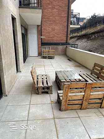 Продам 4-комн. квартиру 136м² 2/15 эт. Тбилиси