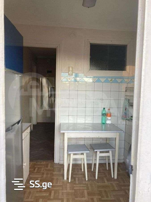 Продам 1-комн. квартиру 36м² 6/8 эт. Тбилиси - изображение 2