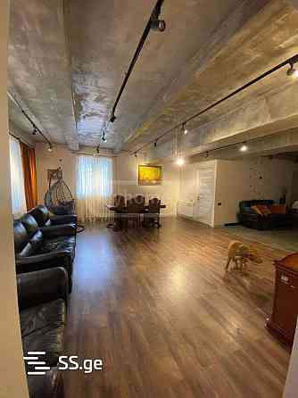 Продам 5-комн. квартиру 127м² 1/9 эт. Тбилиси