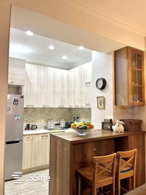 Продам 4-комн. квартиру 120м² 13/13 эт. Тбилиси - изображение 1