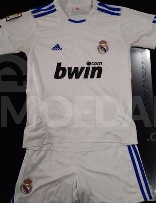 Მადრიდის რეალის 2010-11 სეზონის საფეხბურთო ფორმა თბილისი - photo 2