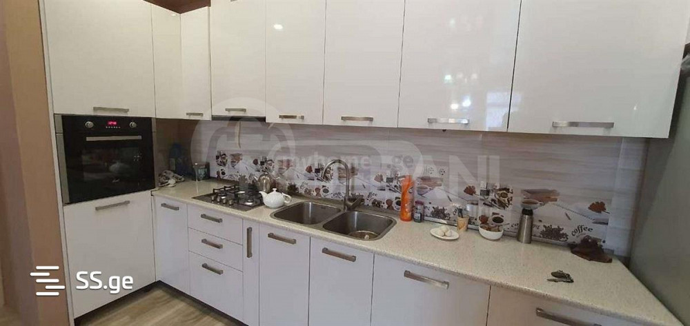 იყიდება 3 ოთახიანი ბინას 78მ² 11/17 სართ თბილისი - photo 2