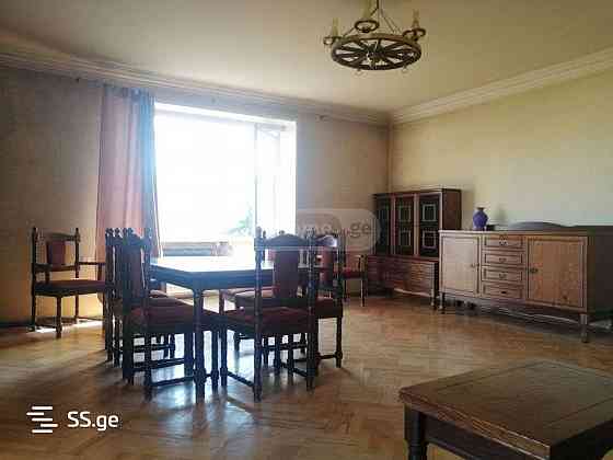Продам 4-комн. квартиру 120м² 6/9 эт. Тбилиси