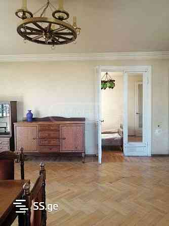 Продам 4-комн. квартиру 120м² 6/9 эт. Тбилиси