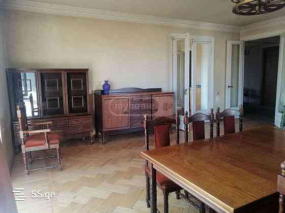 Продам 4-комн. квартиру 120м² 6/9 эт. Тбилиси