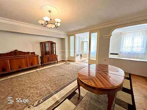 Продам 4-комн. квартиру 140м² 4/16 эт. Тбилиси