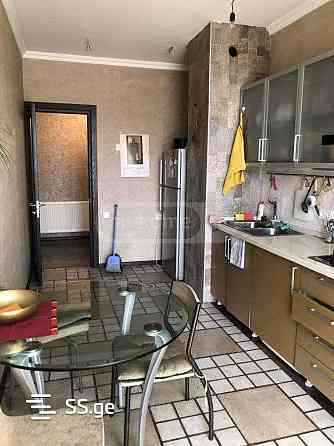 Продам 4-комн. квартиру 92м² 4/9 эт. Тбилиси