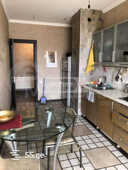 იყიდება 3 ოთახიანი ბინას 92მ² 4/9 სართ თბილისი - photo 2