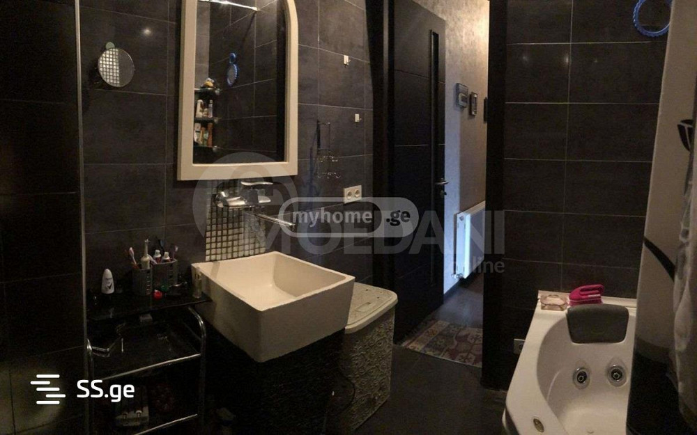 იყიდება 3 ოთახიანი ბინას 92მ² 4/9 სართ თბილისი - photo 8