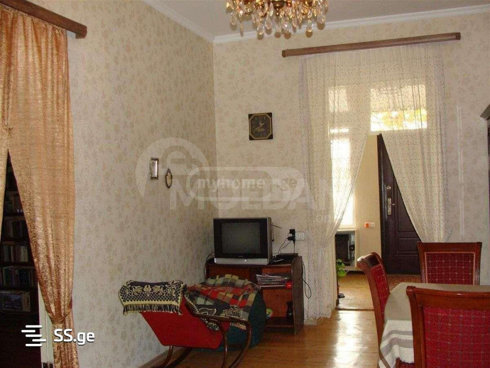 Продам 6-комн. квартиру 140м² 1/2 эт. Тбилиси - изображение 3