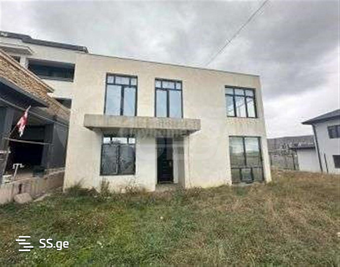 Продажа частного дома в Тхинвале Тбилиси - изображение 1