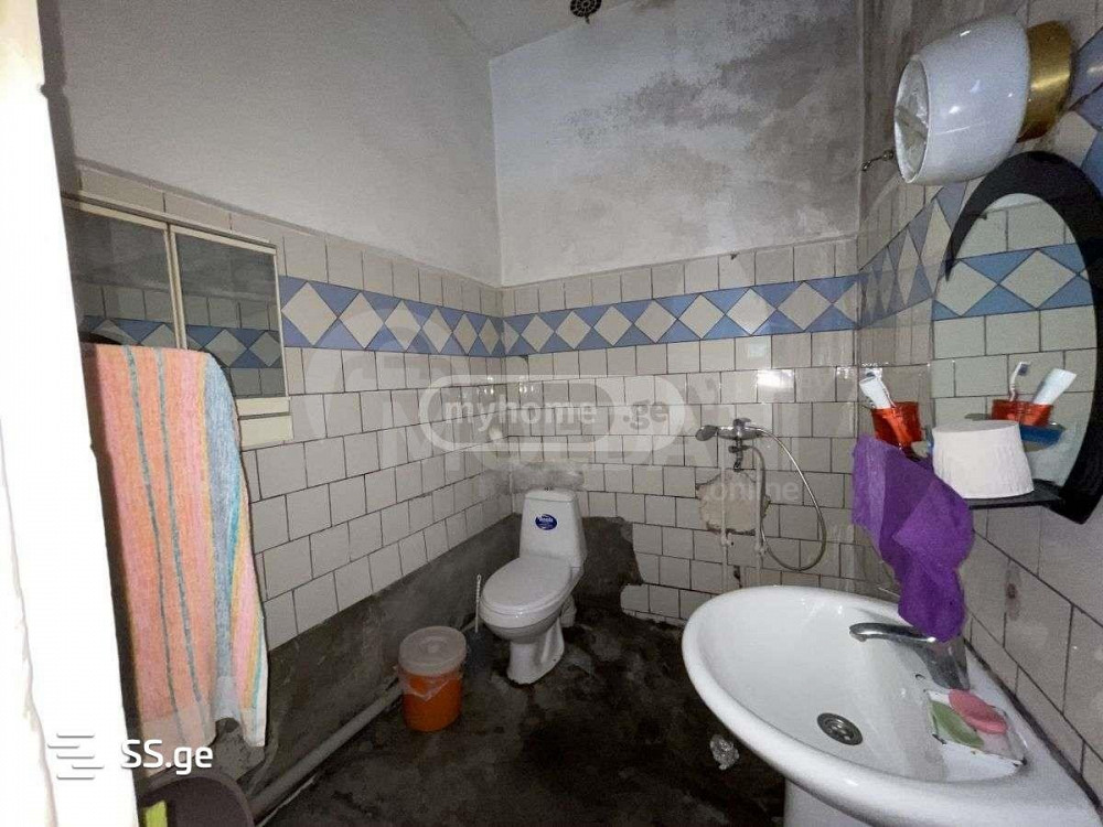 Продам 2-комн. квартиру 82м² 1/2 эт. Тбилиси - изображение 7