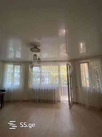 ქირავდება 2 ოთახიანი ბინა 60მ² 2/5 სართ თბილისი