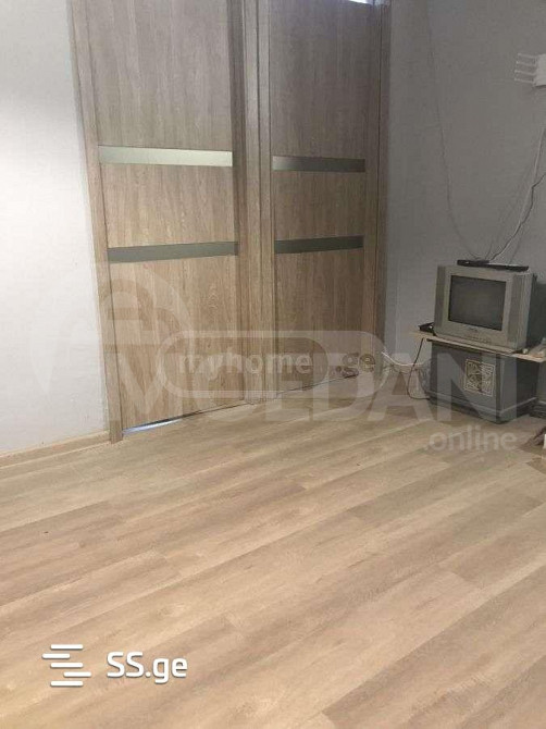 იყიდება 3 ოთახიანი ბინას 35მ² 4/5 სართ თბილისი - photo 6