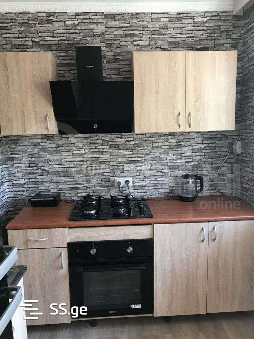 იყიდება 3 ოთახიანი ბინას 35მ² 4/5 სართ თბილისი - photo 2