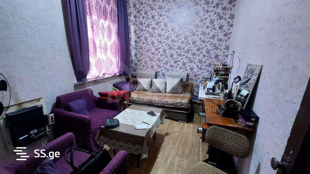 Продам 4-комн. квартиру 70м² 1/4 эт. Тбилиси - изображение 1
