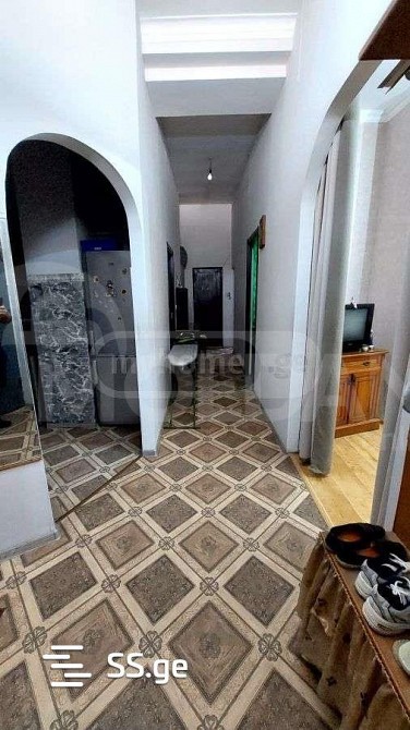 Продам 4-комн. квартиру 70м² 1/4 эт. Тбилиси - изображение 4