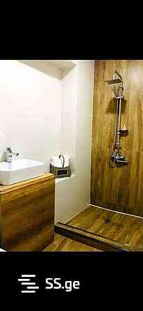 იყიდება 4 ოთახიანი ბინას 72.8მ² 3/3 სართ თბილისი