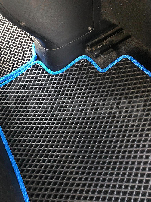 ✅Автомобильные аксессуары Eva предлагает автомобильные аксессуары высочайшего качества - TOYOTA PRIUS C 2013 г. Тбилиси - изображение 6