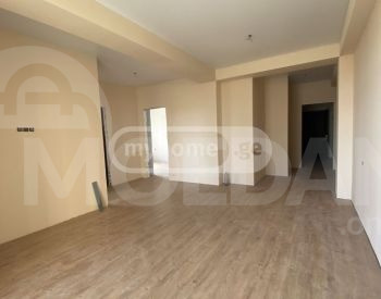 Продам 2-комн. квартиру 92.31м² 2/6 эт. Тбилиси - изображение 4