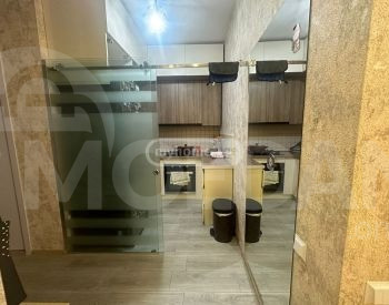 იყიდება 3 ოთახიანი ბინას 82მ² 8/13 სართ თბილისი - photo 1