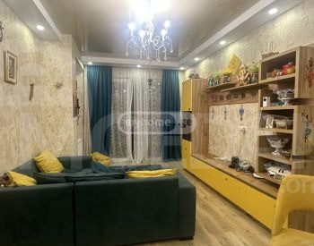 იყიდება 3 ოთახიანი ბინას 82მ² 8/13 სართ თბილისი - photo 2