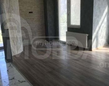 Продам 2-комн. квартиру 97м² 2/10 эт. Тбилиси - изображение 2