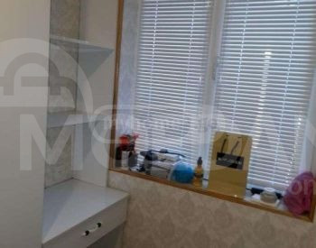 Продам 5-комн. квартиру 47м² 1/5 эт. Тбилиси - изображение 6