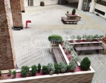 იყიდება 2 ოთახიანი ბინას 60მ² 4/10 სართ თბილისი - photo 1