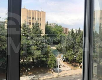 ქირავდება 2 ოთახიანი ბინა 65მ² 5/8 სართ თბილისი - photo 1