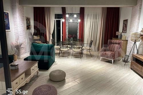 Продам 5-комн. квартиру 125м² 2/13 эт. Тбилиси - изображение 1