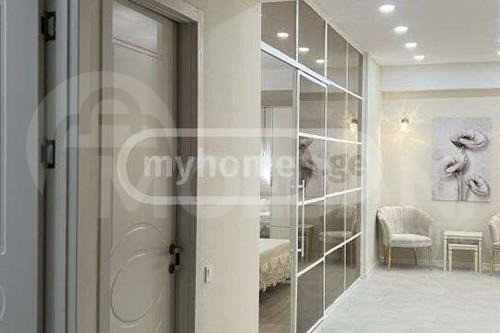 იყიდება 3 ოთახიანი ბინას 122მ² 1/10 სართ თბილისი - photo 10