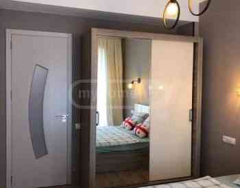 ქირავდება 2 ოთახიანი ბინა 60მ² 9/12 სართ თბილისი