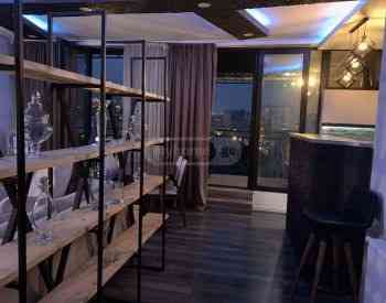 Сдам 3-комн. квартиру 70м² 5/5 эт. Тбилиси