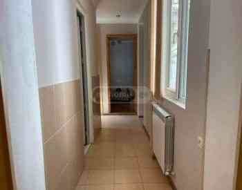 Сдам 3-комн. квартиру 110м² 1/2 эт. Тбилиси