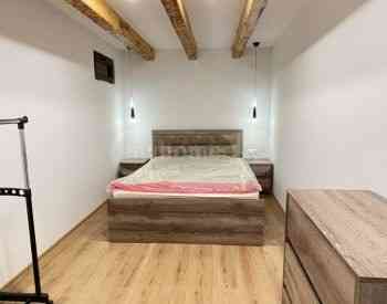 ქირავდება 2 ოთახიანი ბინა 48მ² 1/3 სართ თბილისი